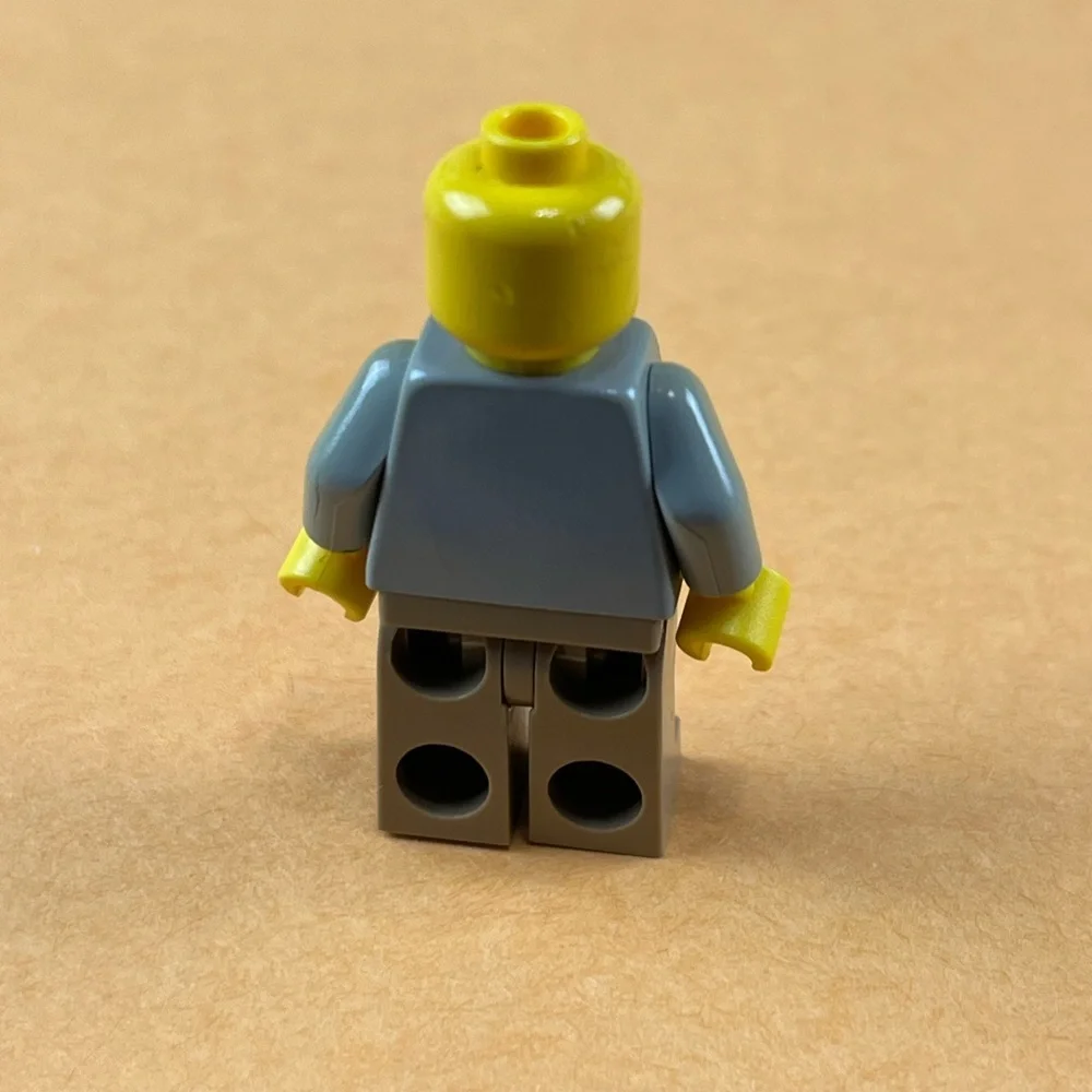 LEGO Minifigure Harry Potter HP036 Missing Cape/Hair FLAW 2